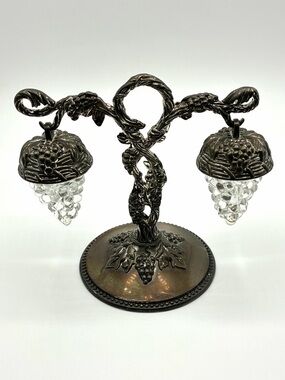 Vintage International Silver Co Silverplate Grape Salt Pepper Shakers Glass Set